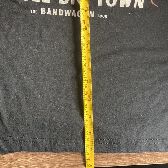 EUC Womens Medium Little Big Town The Bandwagon Tour Tee Medium - Picture 6 of 8